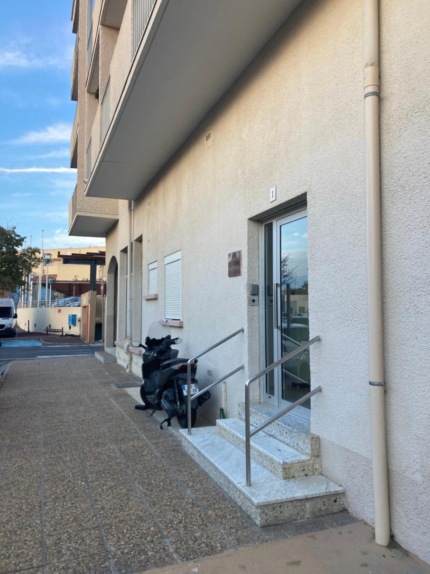 Superbe Studio A Canet En Roussillon Proche De La Plage Eksteriør bilde